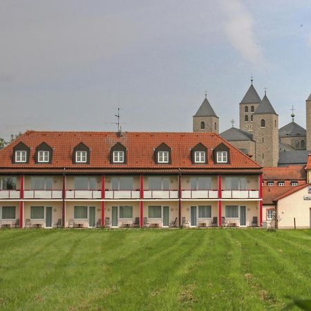 Flair-Hotel Zum Benediktiner Schwarzach am Main Luaran gambar