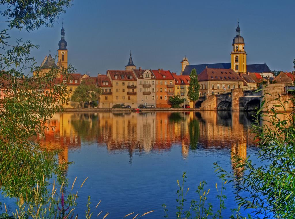 Flair-Hotel Zum Benediktiner Schwarzach am Main Luaran gambar