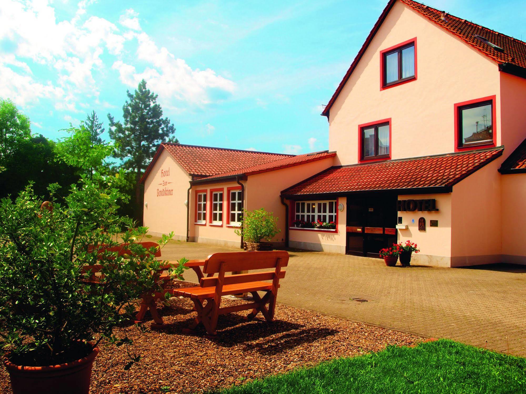 Flair-Hotel Zum Benediktiner Schwarzach am Main Luaran gambar